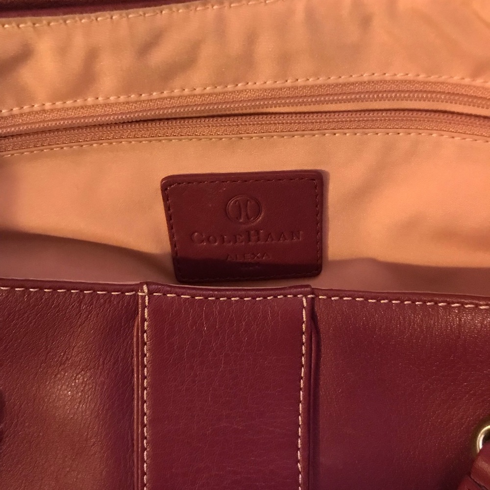 Purse - Picture 3 of 3